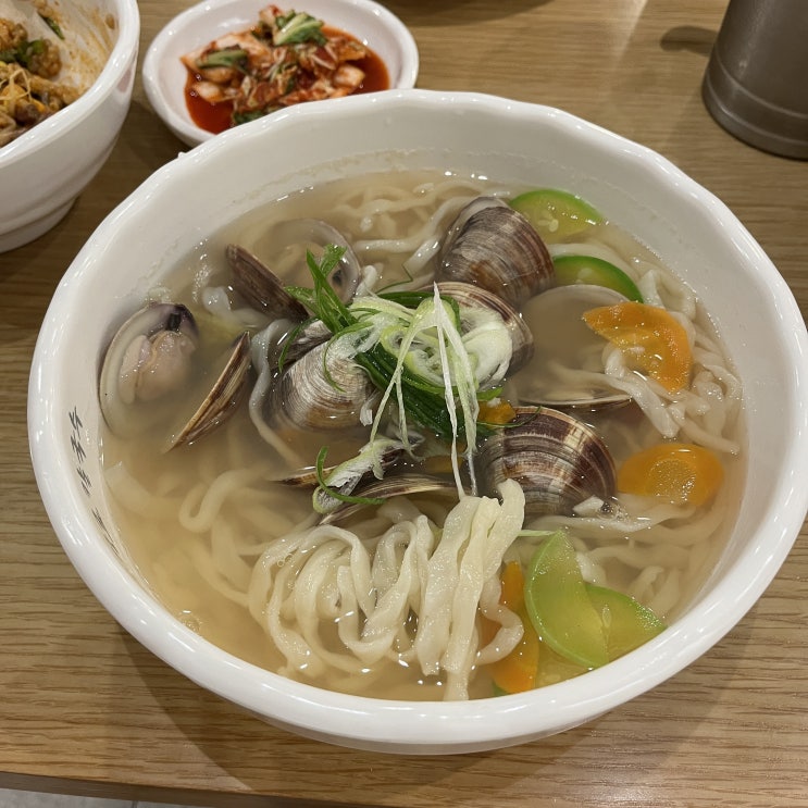 [마포/신촌] 한강로 칼국수 : 신촌 현대백화점 칼국수 맛집 내돈내산