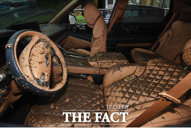 작년 車침수에 물 폭탄 맞은 보험사들···올해 대비책은? 작년 車침수에 물 폭탄 맞은 보험사들···올해 대비책은?