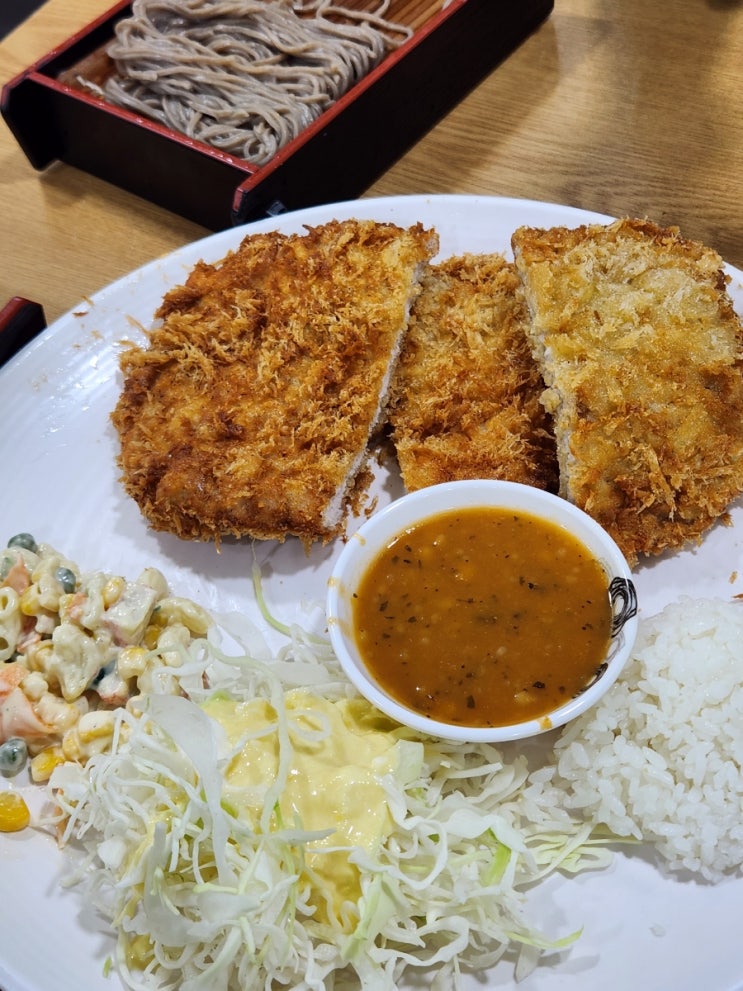 [광화문 맛집] 미슐랭 빕구르망 메밀국수 맛집 미진, 돈가스도 맛나!