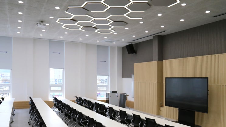  인테리어 디자인 육각형 직부 라인조명 - 학교, 회의실, 전시장