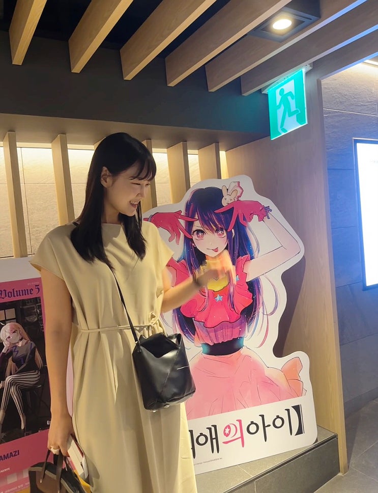 6월기록 월간일기 (짱구손거울, 강냉이, 짱구얼초, 홍콩, 마카오, 여행, 잠원한강수영장, 도매시장, 아웃백스테이크, 앞머리, 동기모임)