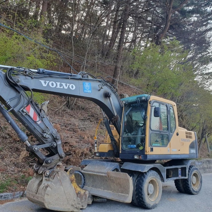 볼보 EW145B 2009년식 3700만원 판매합니다. 볼보 EW145B 2009년식 3700만원 판매합니다.
