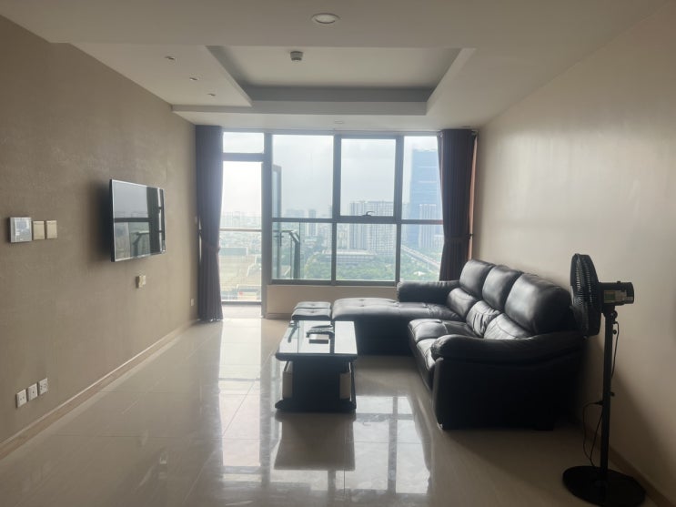 하노이 탕롱 넘버원 아파트 3룸 풀옵션 임대 월세 2300만동, A동 고층 36평 [2023년 7월 즉시입주가능]