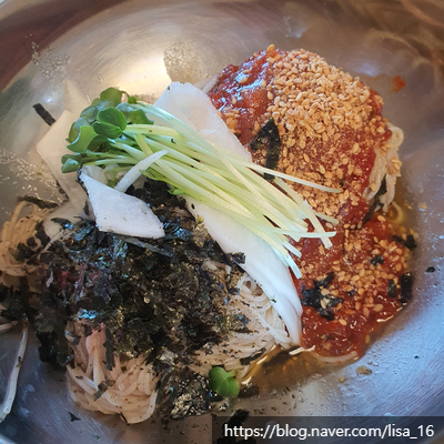  춘천 신북읍 카페거리 막국수 맛집 '명가 막국수'