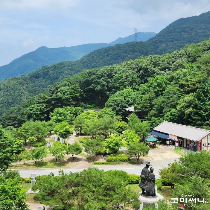 [충북 제천 가볼 만한 곳] 제천 박달재 박달재 전망대와 목각공원 도깨비방망이 목공예 판매점 카페 & 천년목찰 목굴암