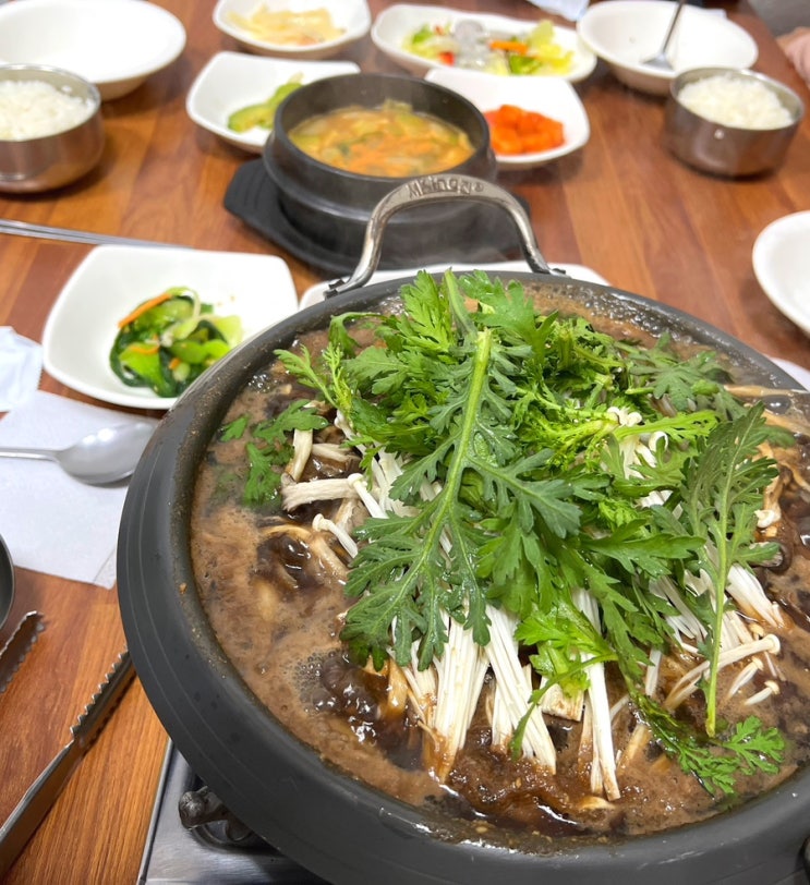  고창 흥덕 깔끔한 맛의 식당 한우불고기전골