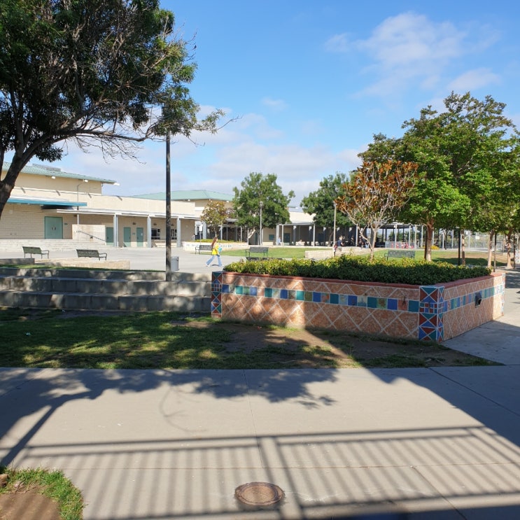  Sandiego Oak Valley Middle School