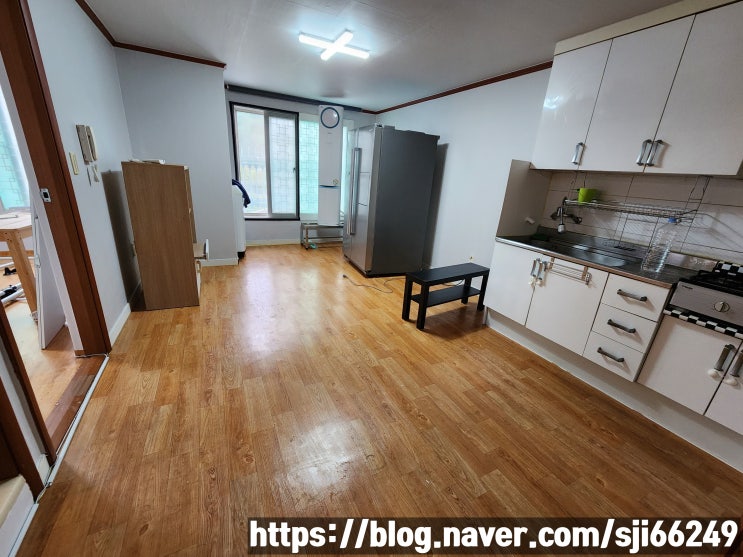  파주 탄현면 법흥리 투룸 월세 1000/50만 개방감 좋고 채광 좋은 남향집 1층 거실 넓은 빅사이즈 투룸, 파주 통일동산 관광특구 헤이리 투룸 임대