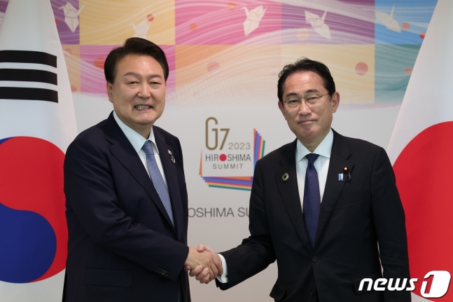 [속보] 대통령실 "나토 정상회의 기간 <b>한일정상회담 개최</b>"