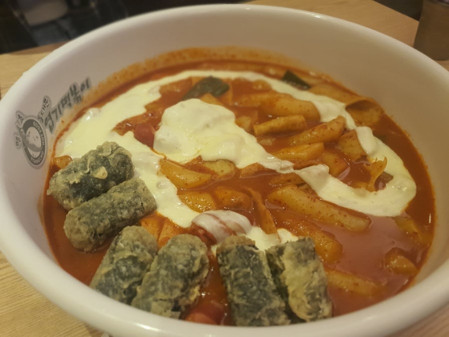 동대문엽기떡볶이 아차산역점 사진 4