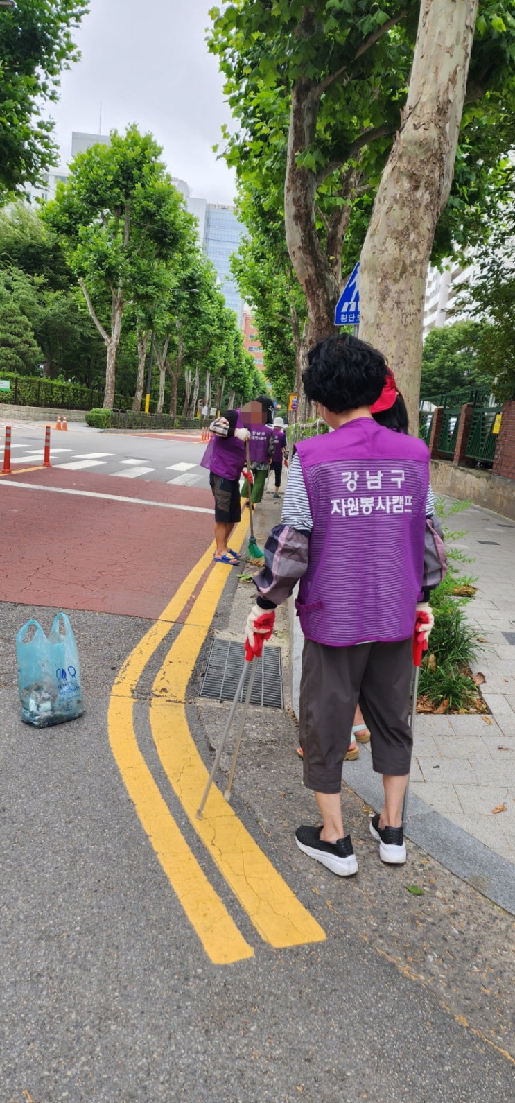 <안녕 빗물받이>장마 대비 빗물받이 청소했다.