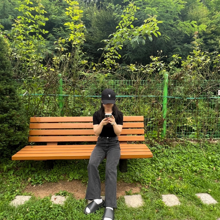 셀럽들의 애정템 연예인 모자 바잘 VARZAR 모노그램 소프트 오버핏 볼캡 추천! 셀럽들의 애정템 연예인 모자 바잘 VARZAR 모노그램 소프트 오버핏 볼캡 추천!