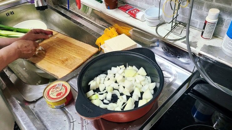  엄마 요리 [두부참치김치찌개]