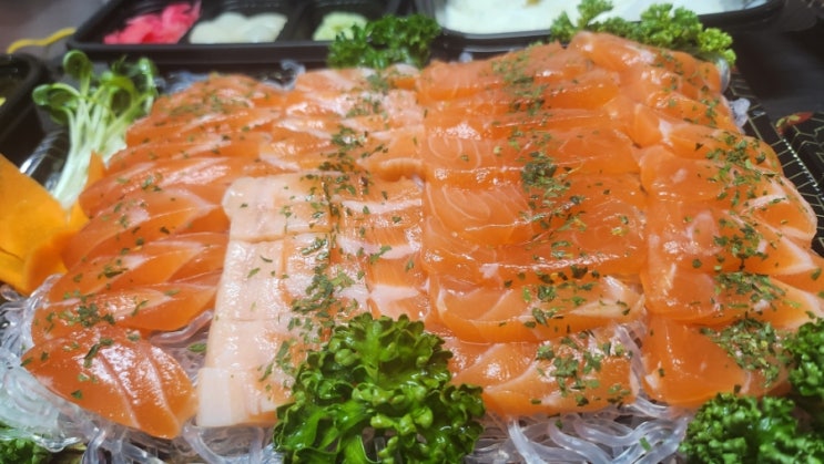  진해용원맛집 미식가의 연어 배달도 되네 ㅋ 재주문 후기