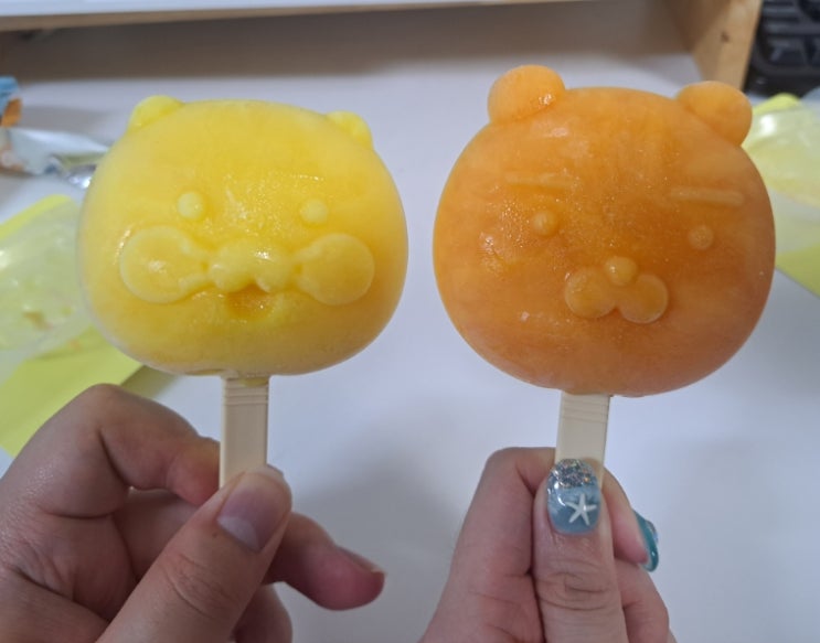 배스킨라빈스 신제품 라이언 스틱바 애플망고 춘식이 스틱바 파인애플 (내돈내먹) 배스킨라빈스 신제품 라이언 스틱바 애플망고 춘식이 스틱바 파인애플 (내돈내먹)