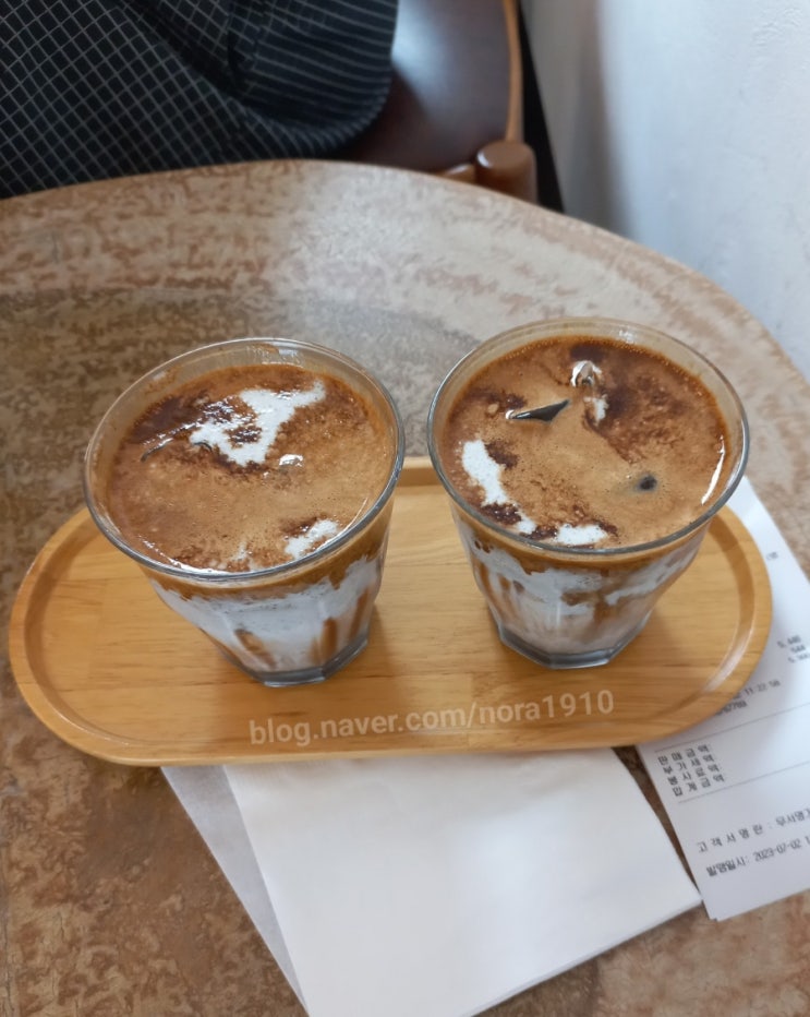 [강릉]흑임자 커피가 맛난 바우카페