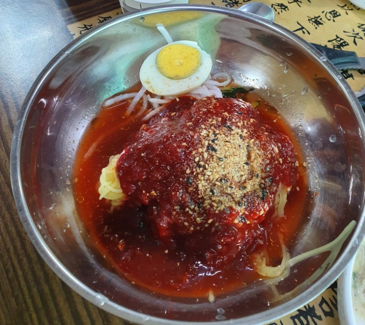  표충사 맛집 - 여왕밀면&옹심이칼국수 (feat.내돈내먹)
