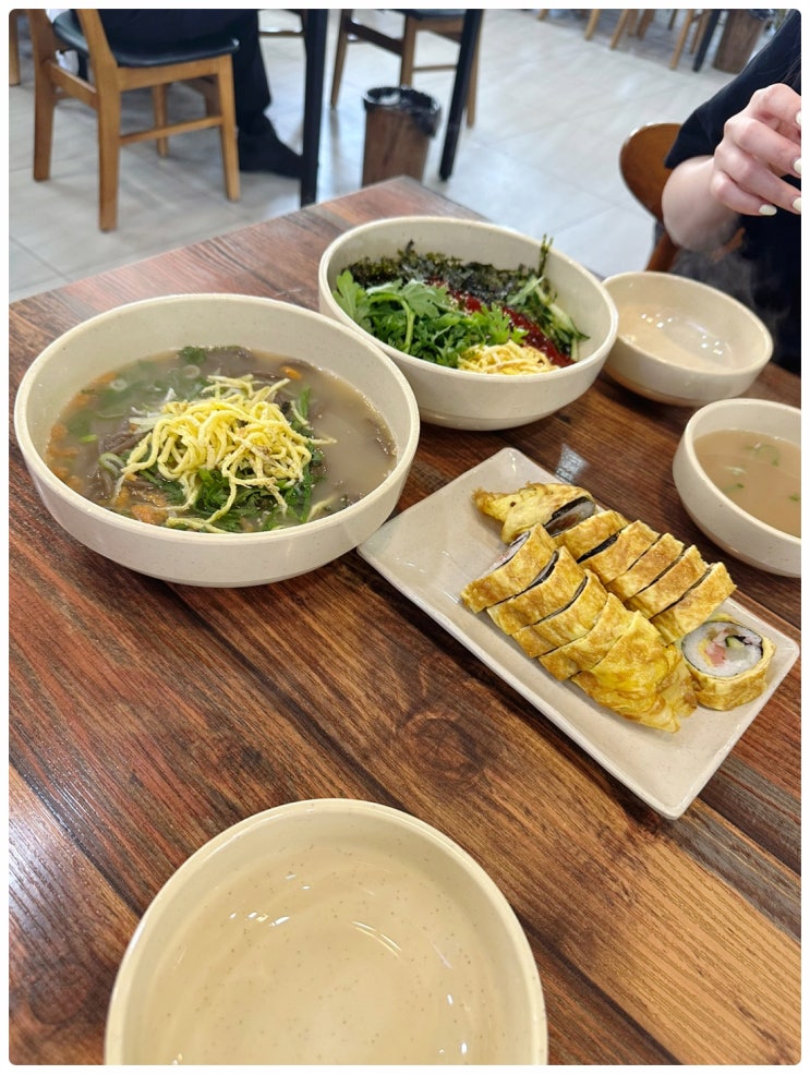  와이프 대학생 시기에 자주 갔었던 추억이 가득한 인천 오목골 즉석 메밀우동 맛집 매장 방문 및 실제 시식 리뷰 후기 공유