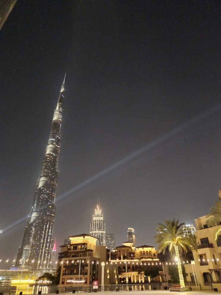 [UAE-두바이] 마천루 야경과 분수쇼, 부르즈 할리파 공원(Burj Khalifa Park by Emaar)