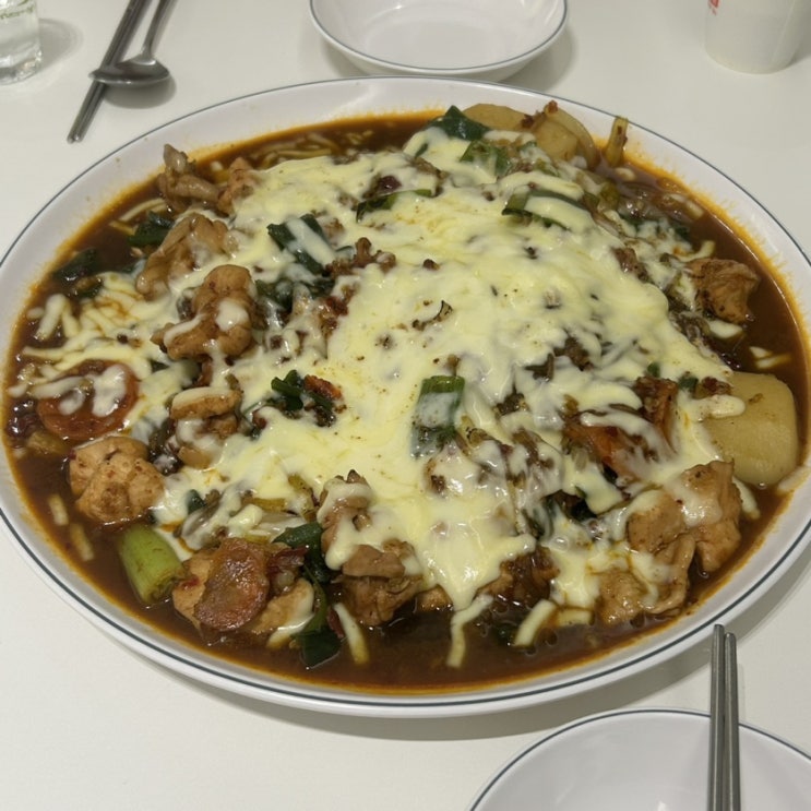  [대구 서구청 맛집] 매콤한 찜닭으로 유명한 “또이스 치킨 찜닭”