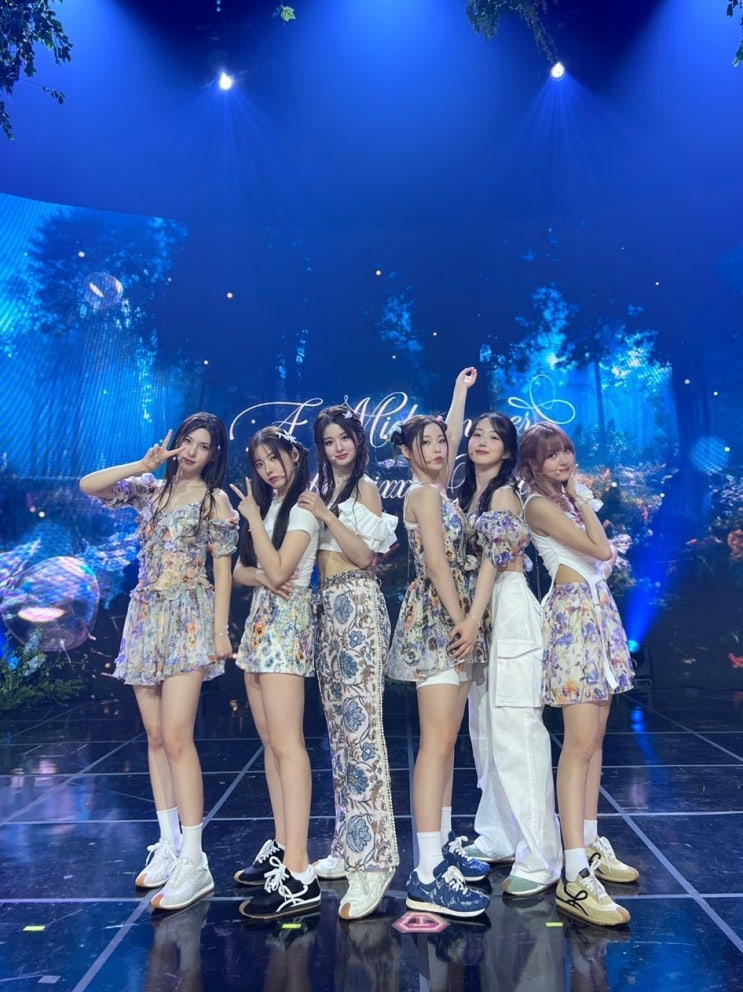  4세대 걸그룹 엔믹스(NMIXX) 파티 어 클락으로 싱글 3집 활동 시작