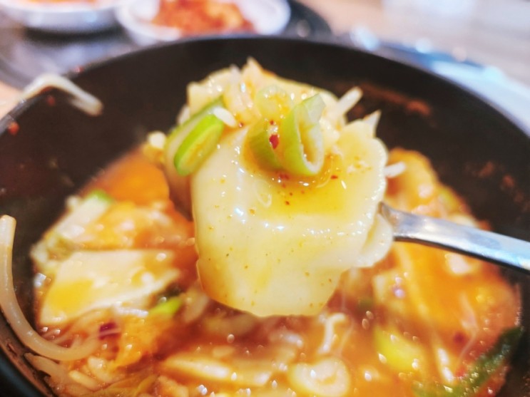 [잠실 맛집]얼큰 수제비가 맛있는 한국교자 (내돈내산)| 잠실러의 점심