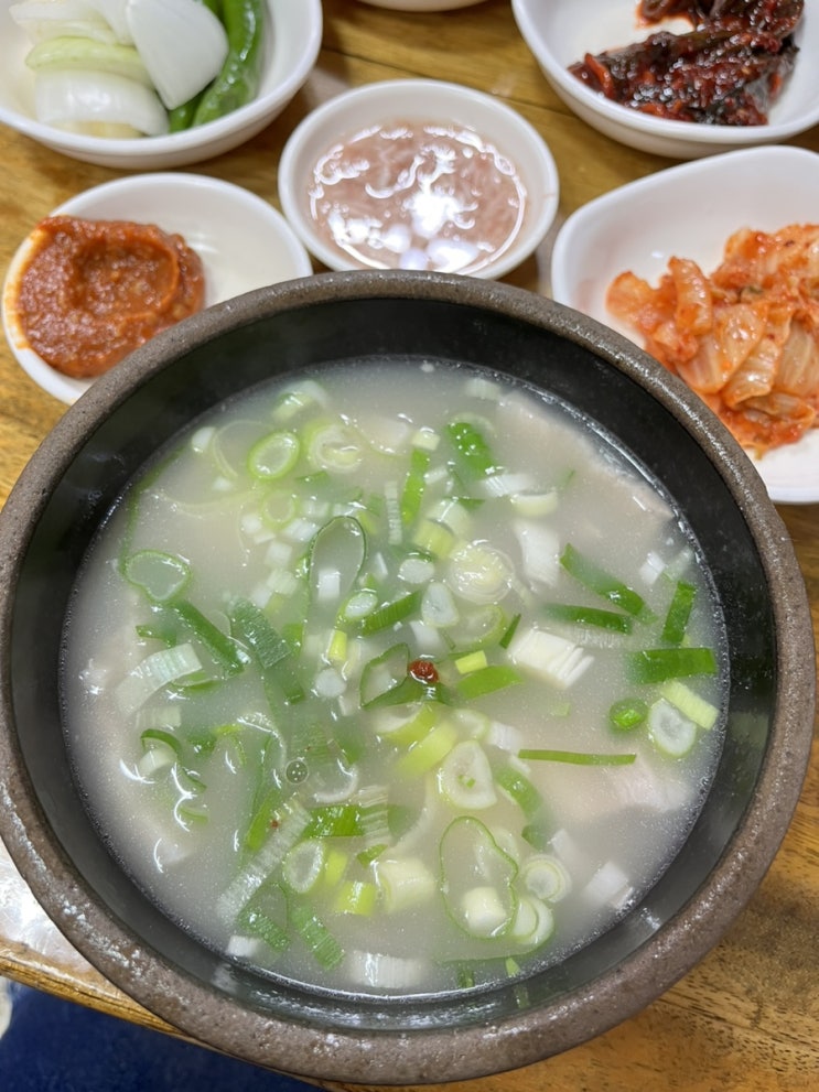  부산 범일동 돼지국밥 거리 노포 맛집: 합천식당