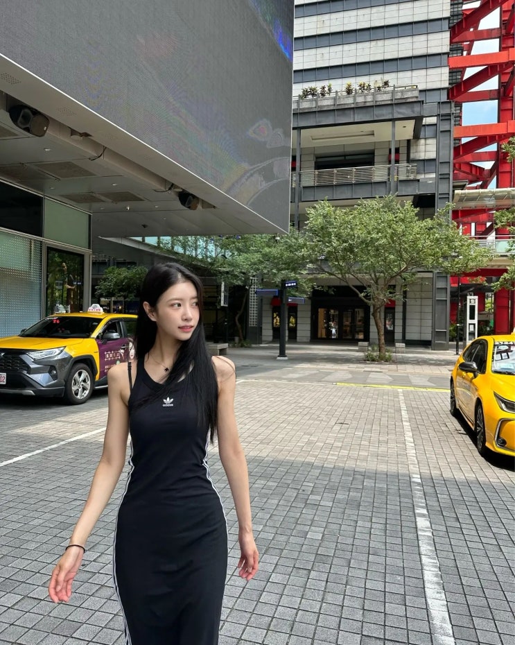 아디다스 원피스가 이렇게 에뻤어?? 이미주 대만 여행 아디다스 원피스 아디다스 원피스가 이렇게 에뻤어?? 이미주 대만 여행 아디다스 원피스