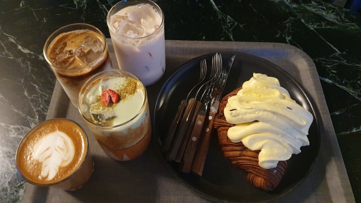  합정역 카페 디저트 맛집! 밤부베이커리&브루잉