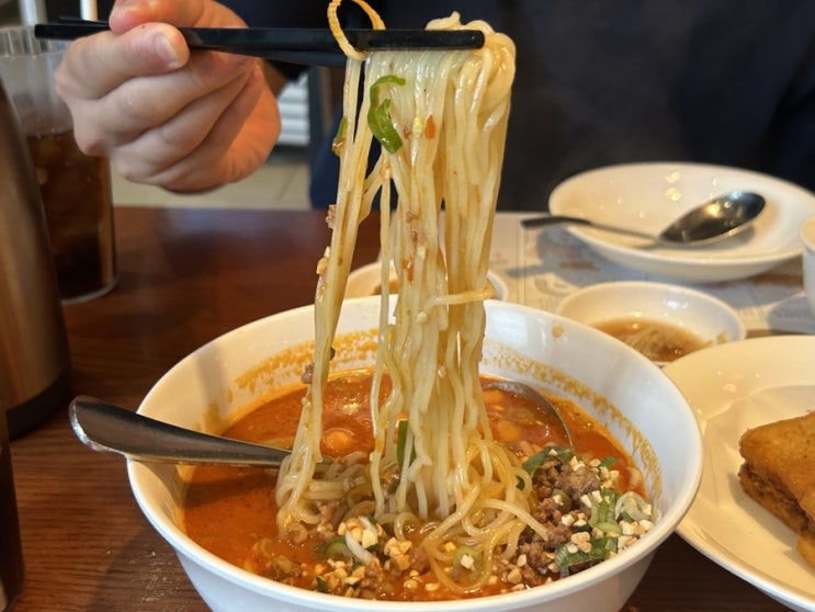  김포공항 롯데몰 맛집 샤오룽바오, 탄탄멘, 딤섬 딘타이펑