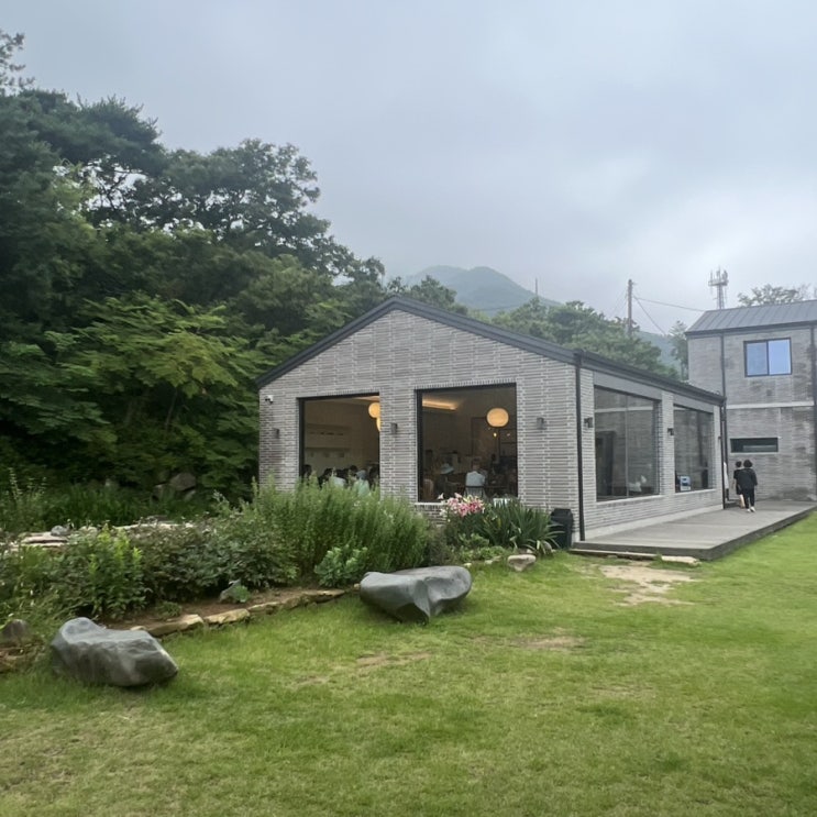  산청 대형카페 도자기갤러리 산청요 팥빙수 후기
