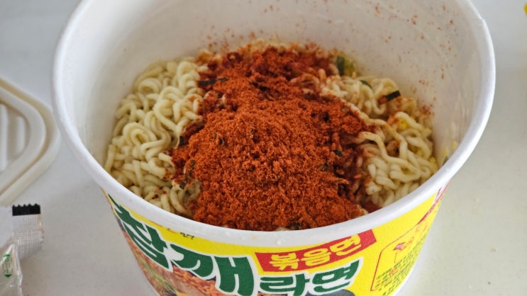  참깨라면 볶음면 GS편의점 2+1행사 중