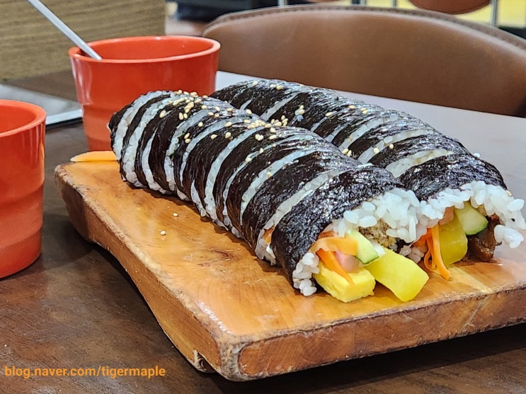 종로김밥: 생각보다 양 많은 가성비 숙대 맛집(종로김밥, 참치와사비김밥) +메뉴판