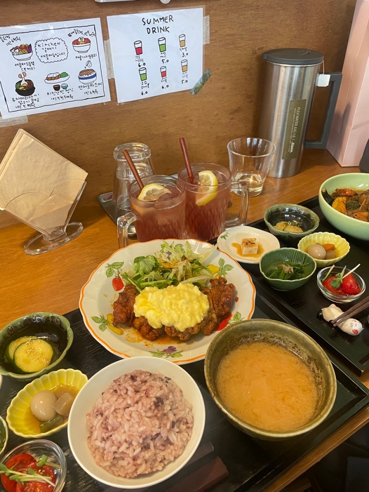  망원 가정식 맛집 키친갈매기, 솥밥과 제철가정식 정갈한 한 상
