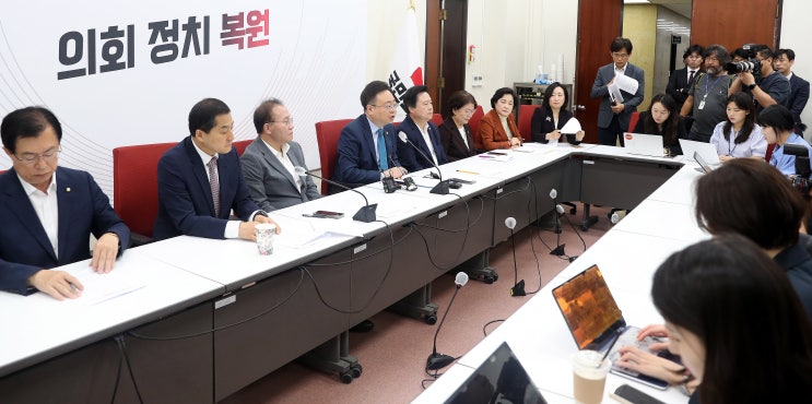 (뉴스인)당정, 보건의료노조 <b>총파업</b> 돌입에 "법과 원칙에... 