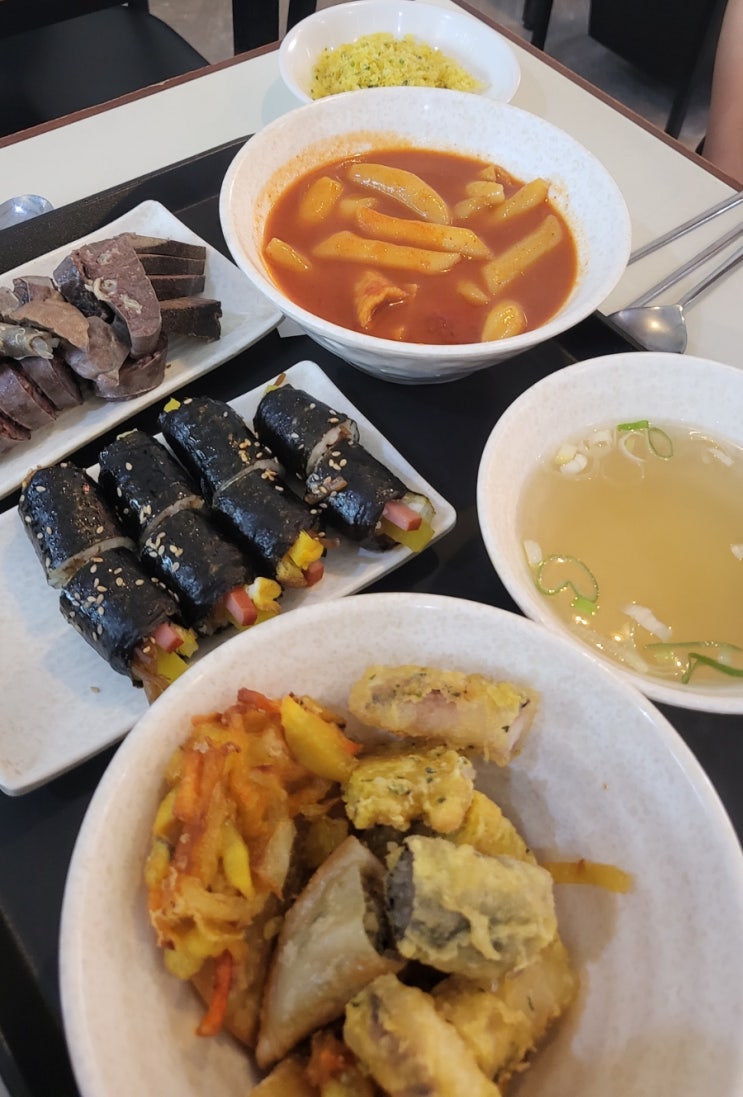  맛집 투어: 서울. 용산 떡볶이 / 현선이네 용산 본점