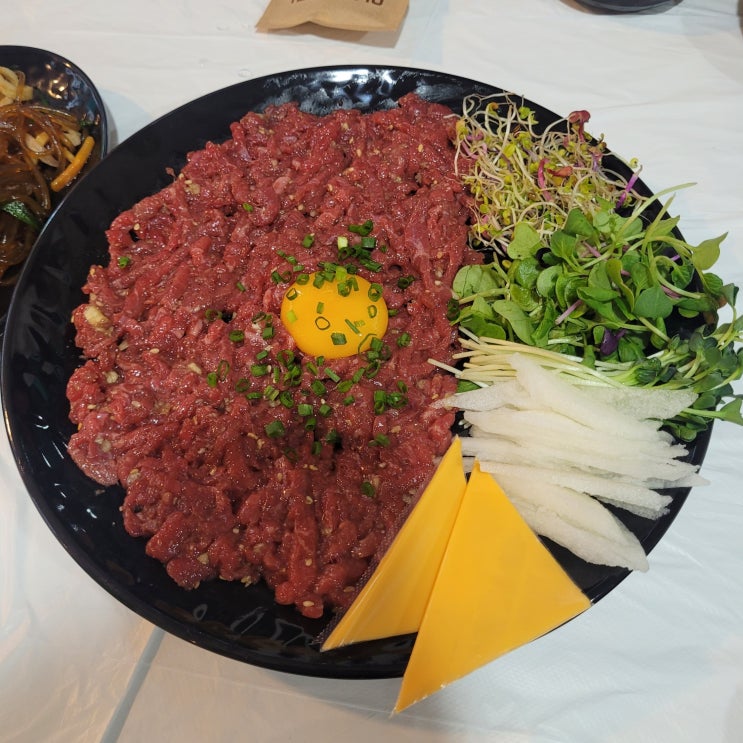  속초 신선한 육회 육사시미 맛집  '속초 한우 뭉티기' 2차 회식 장소 추천