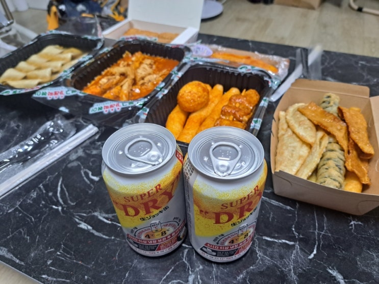  [배달] 봉구가래떡볶이 +아사히 슈퍼드라이 생맥주 캔 이게 왜 핫한거지...