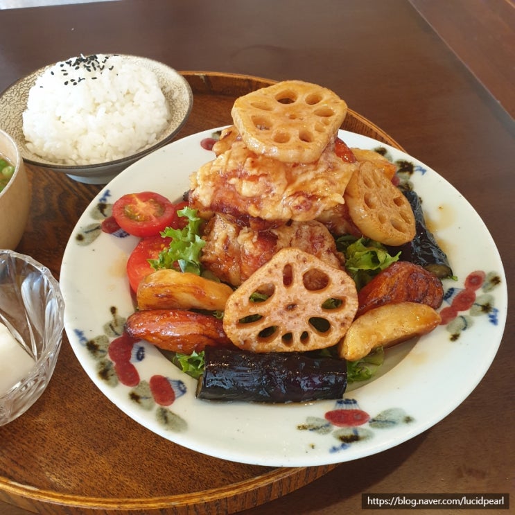  제주 서귀포 맛집 내돈내산 - 히비 안도 코하쿠, 깔끔한 일식 가정식
