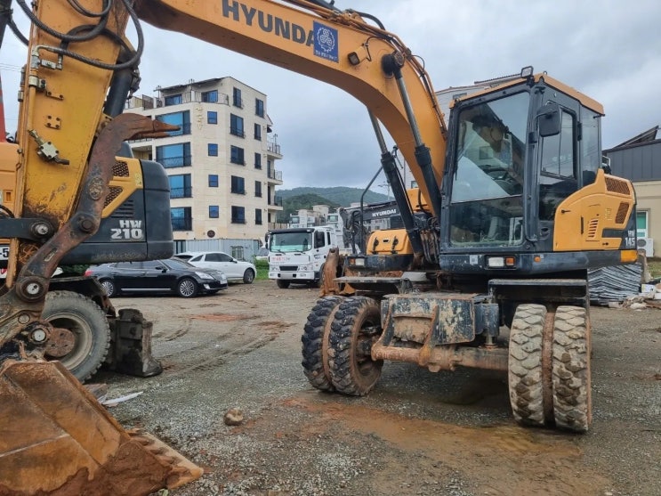 현대 HW145 2017년식 5700만원 판매합니다. 현대 HW145 2017년식 5700만원 판매합니다.