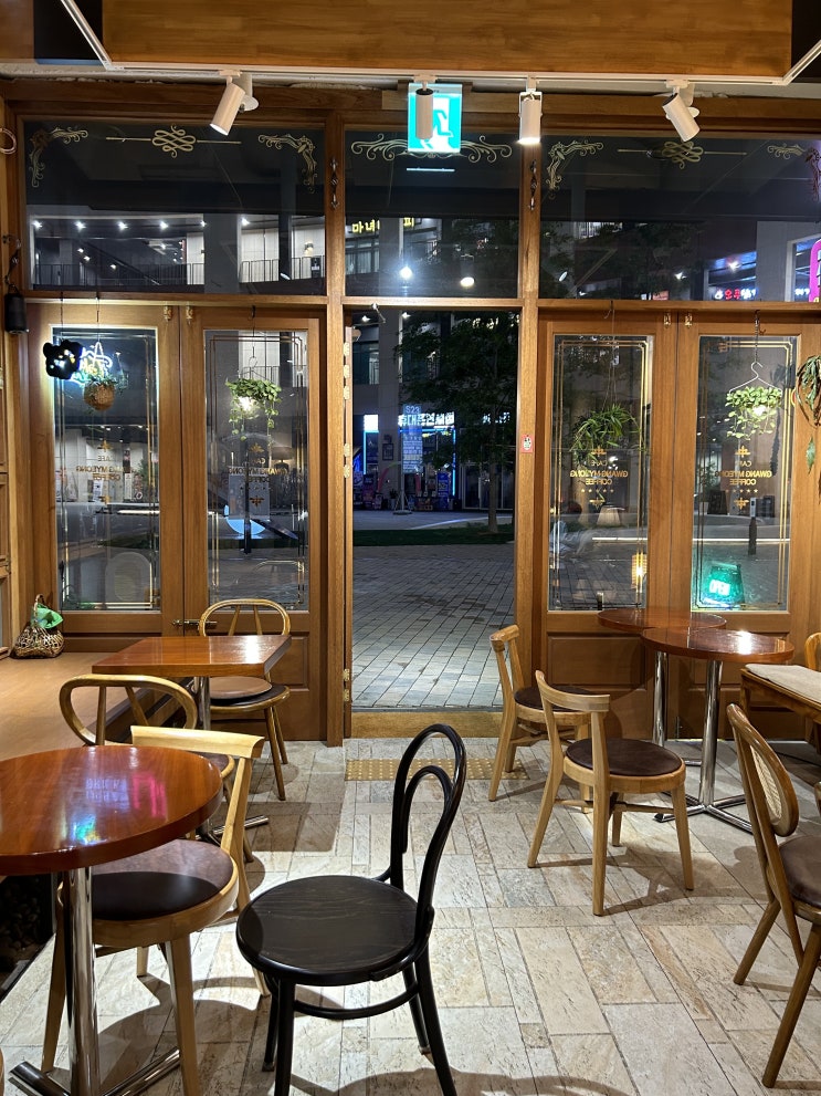  광명역 감성카페 아늑하고 편안한 광명커피