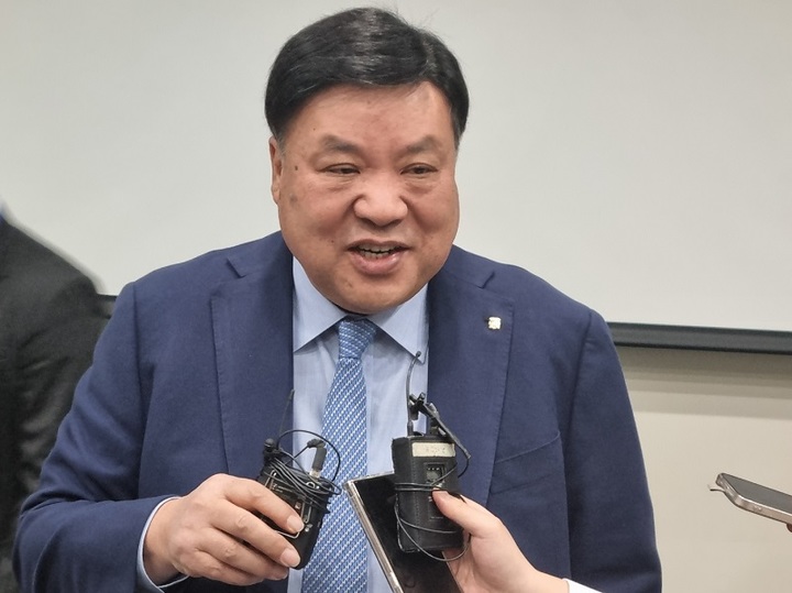 합병 앞둔 셀트리온…주가 상승 행진 언제까지 합병 앞둔 셀트리온…주가 상승 행진 언제까지