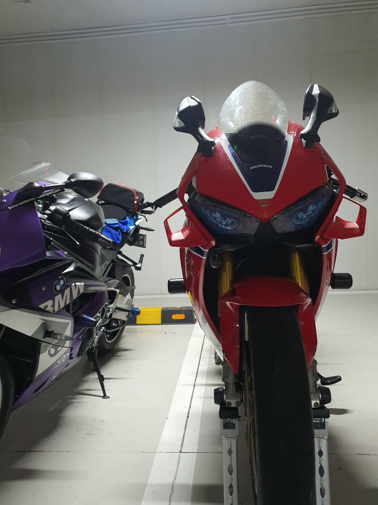  CBR1000RR SP 2017 - 헤드라이트 커버 장착