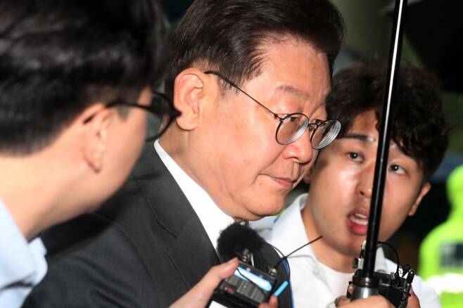 故김문기 아들 “아버지, <b>이재명 전화</b> 늦은 밤이나 주말에도... 