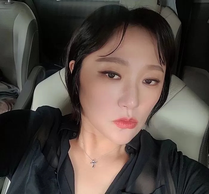 '막돼먹은 영애씨' 김현숙, 14Kg 감량한 가녀린 각선미 과시 '막돼먹은 영애씨' 김현숙, 14Kg 감량한 가녀린 각선미 과시