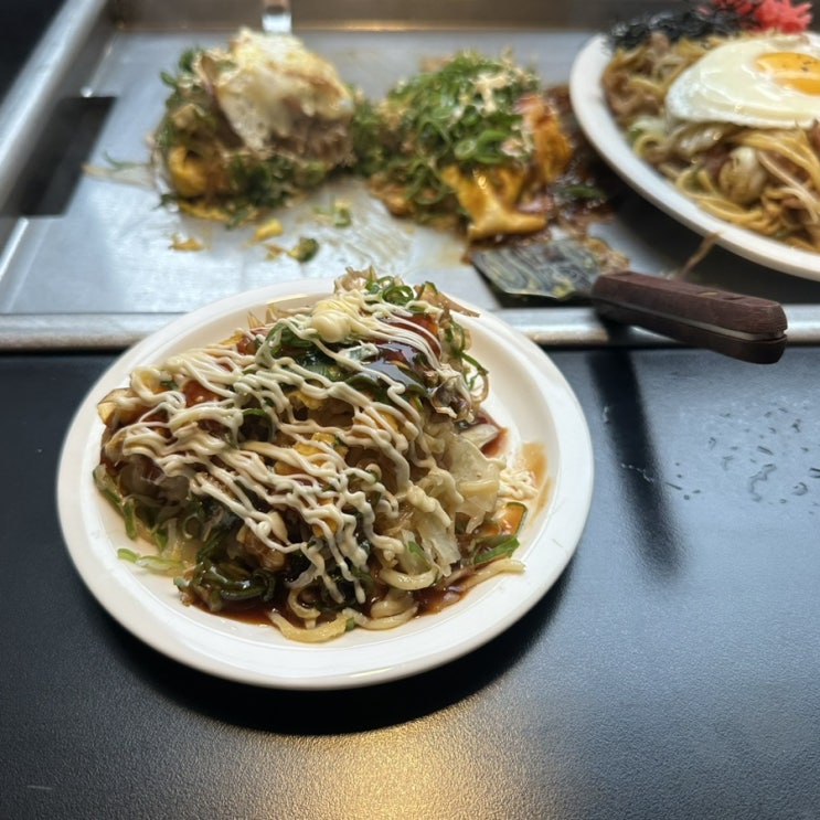  핫쵸 가로수길점 오코노미야끼 야끼소바 야끼교자 리뷰