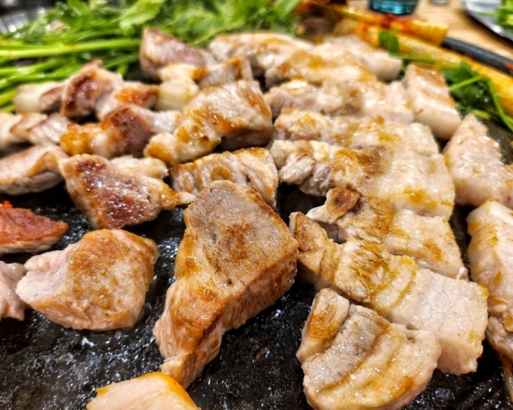  구디 삼겹살 맛집, 월화식당, 미나리삼겹살과 차돌육회까지