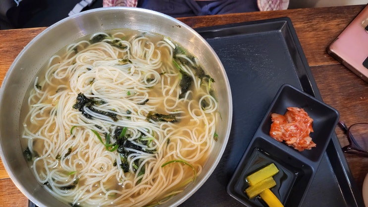 [서울 중구 맛집] 시원한 멸치 국물 - 필동 멸치국수