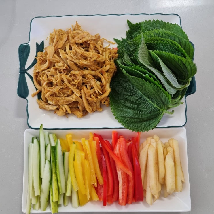  질리지 않는 닭가슴살 카레볶음 깻잎쌈