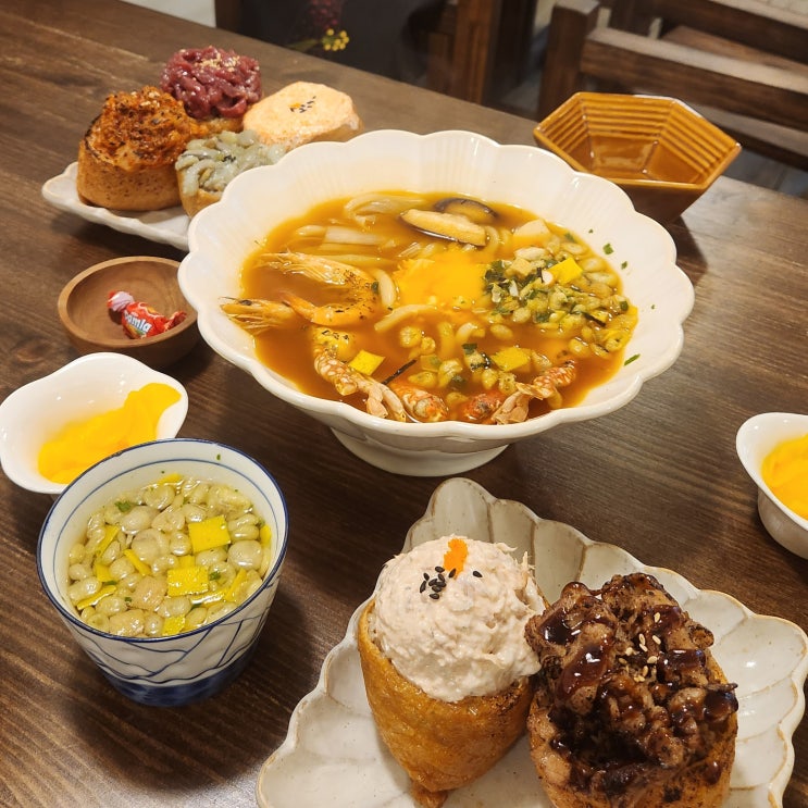  대전시청맛집 키츠네유부 둔산동 혼밥 좋아